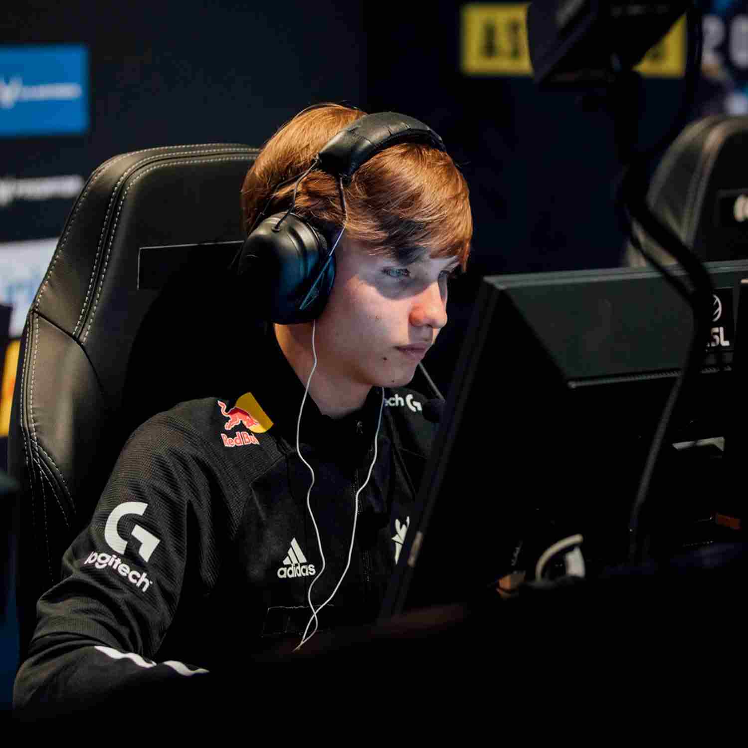 m0NESY causa polémica usando bug en la Major