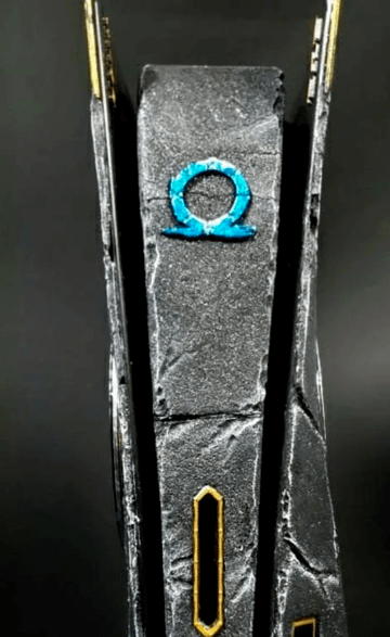 ¡Conoce el increíble cover hecho por un fan para su PS5 basado en God of War!