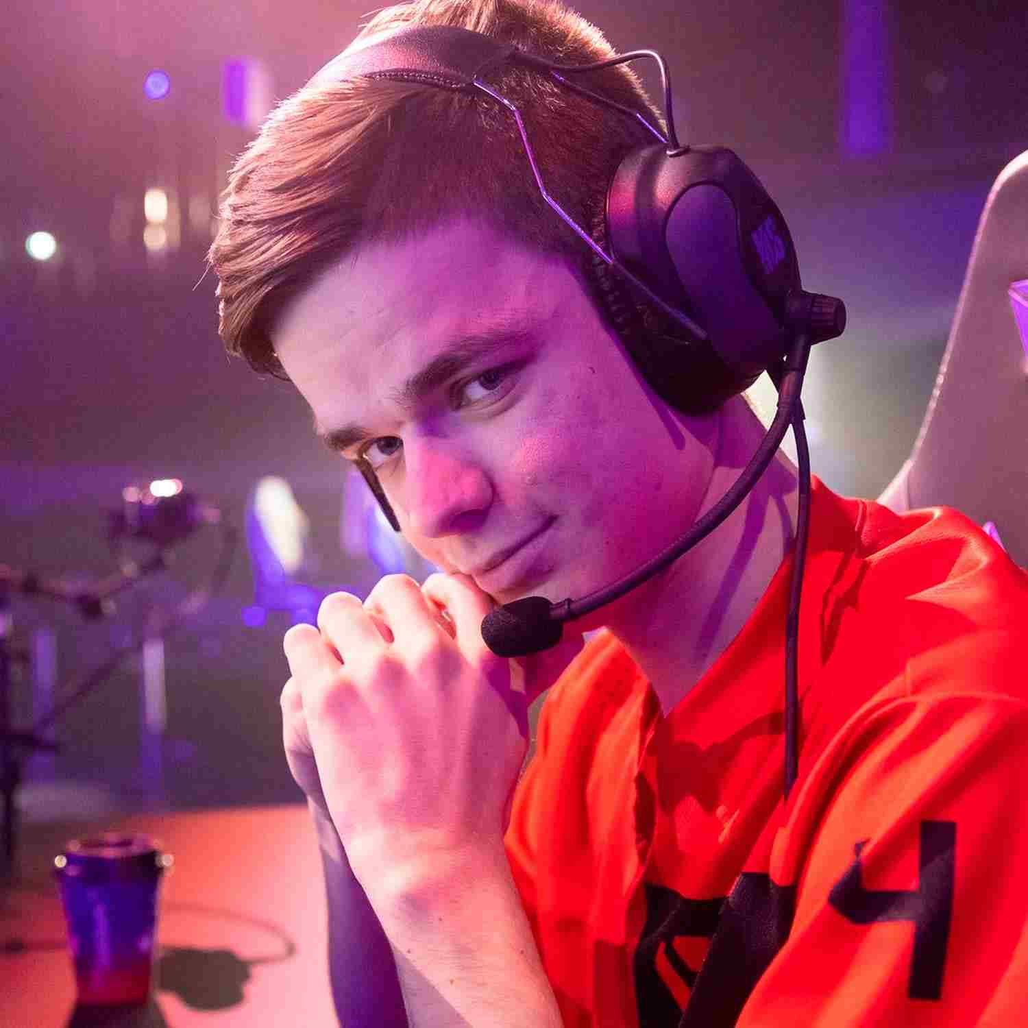 SicK recibe ban de Twitch tras haber sido arrestado en Brasil