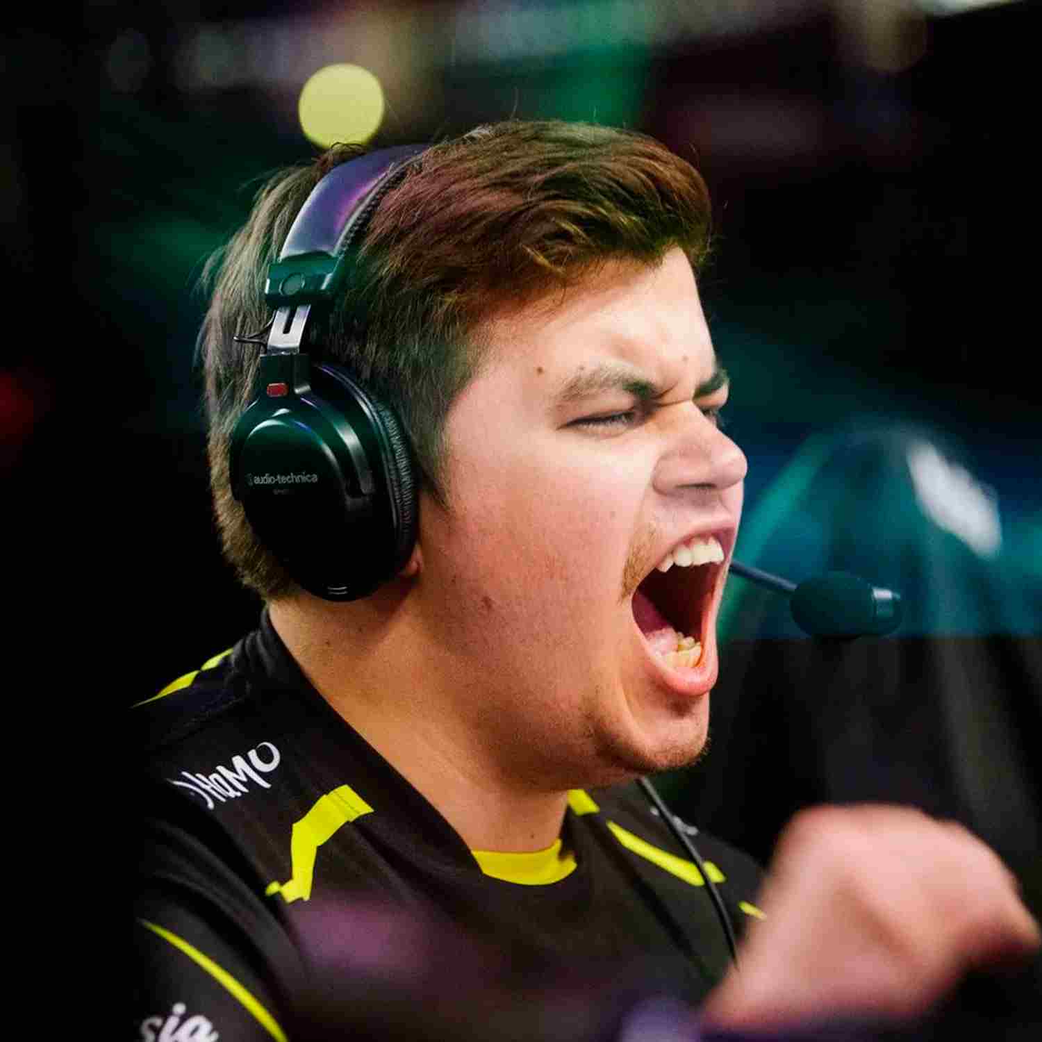 Blacklist International despide a su coach